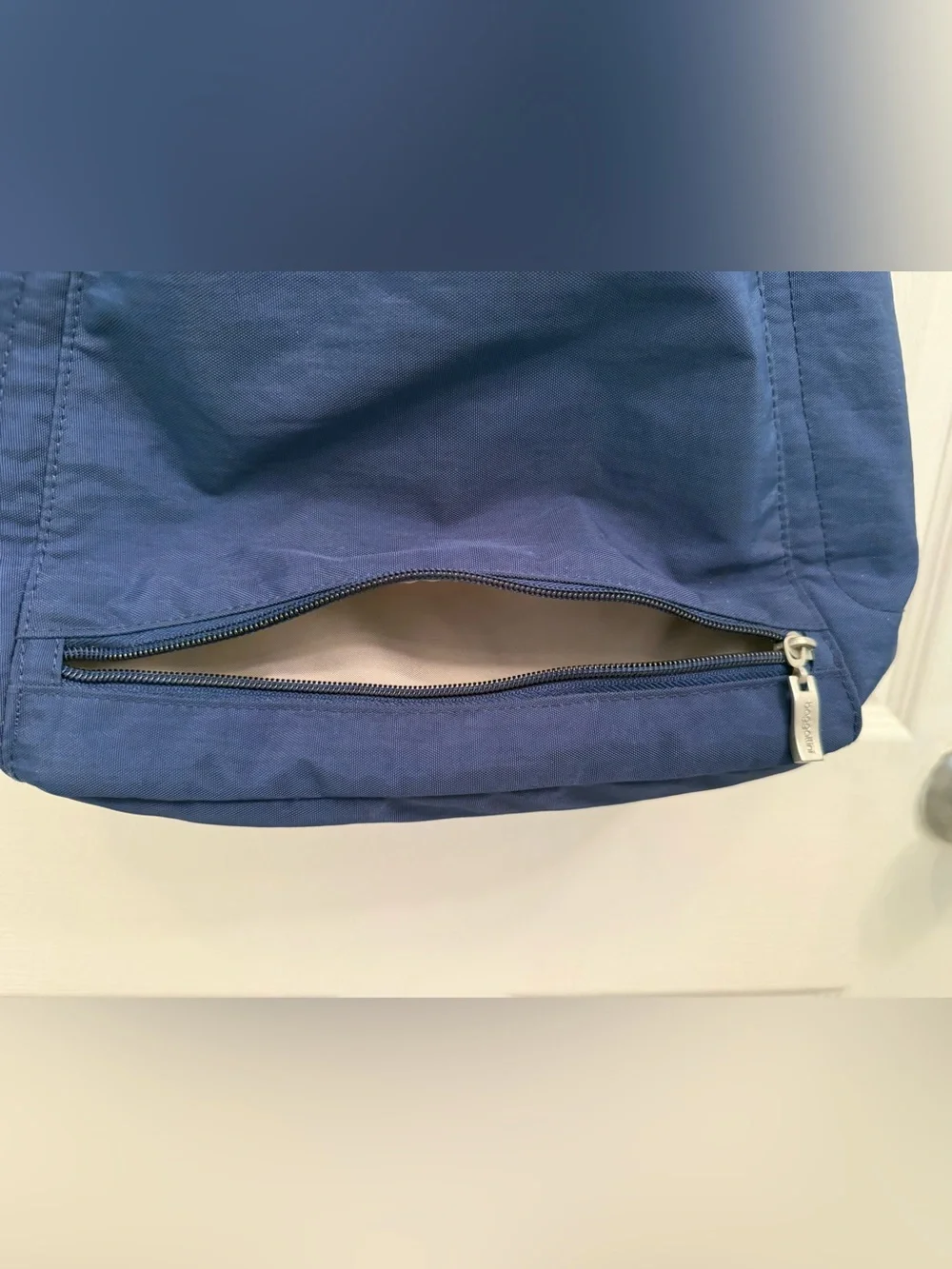 Baggalini Pacific Hobo Crossbody Shoulder Tote Bag Pacific Blue EUC